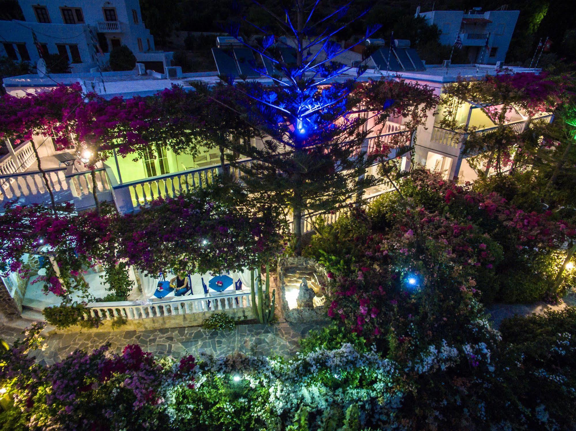 Angelika Aparthotel Alinda  Exterior foto